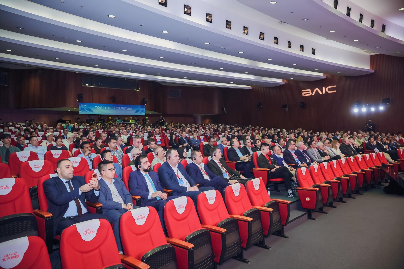 TOGETHER FOR FUTURE ⼁ انعقاد منتدى الشركاء التجاريين العالميين لـ BAIC International 2026 بنجاح، ورسم آفاق تنموية دولية جديدة